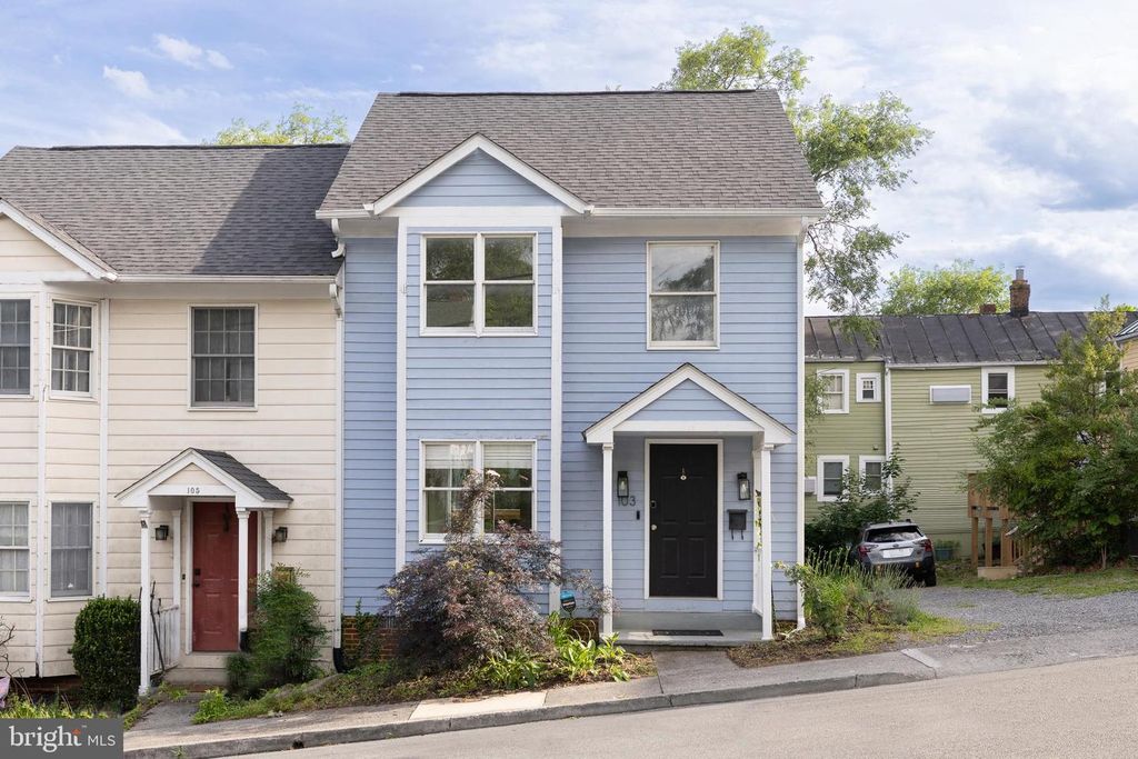 103 E GERMAIN ST, Winchester, VA 22601
