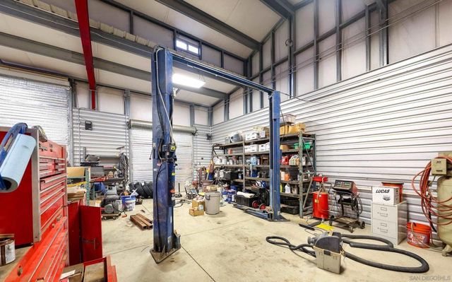 31141 Saddleback Rd, Valley Center, CA 92082