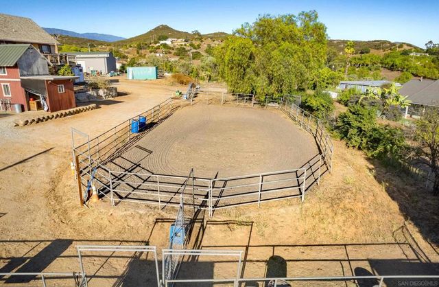 31141 Saddleback Rd, Valley Center, CA 92082