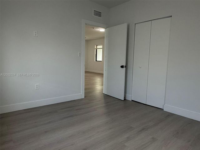 2100 SW 6th St, Miami, FL 33135