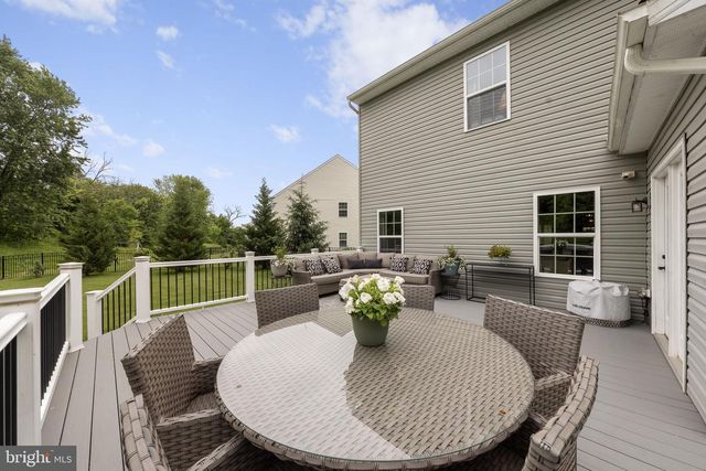 109 HEATHERWOOD CT, Pottstown, PA 19464