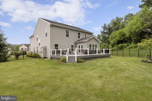 109 HEATHERWOOD CT, Pottstown, PA 19464