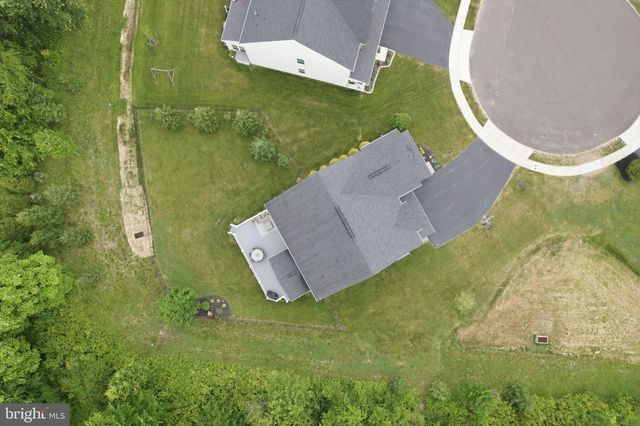 109 HEATHERWOOD CT, Pottstown, PA 19464