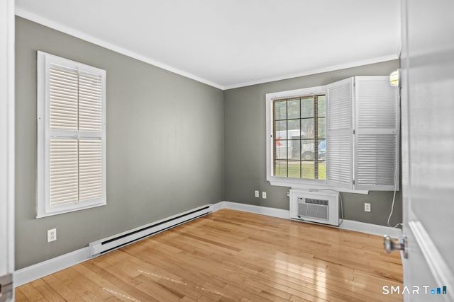 8 Oakwood Avenue APT B13, Norwalk, CT 06850