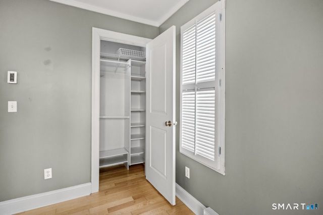 8 Oakwood Avenue APT B13, Norwalk, CT 06850