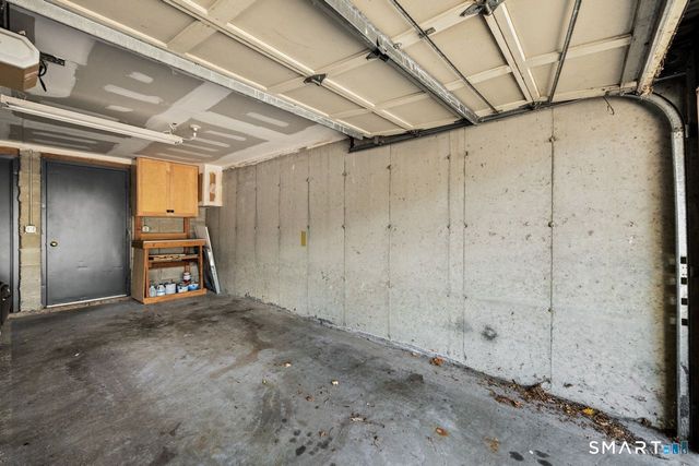 8 Oakwood Avenue APT B13, Norwalk, CT 06850