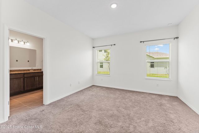 1037 Canfield Circle SE, Palm Bay, FL 32909