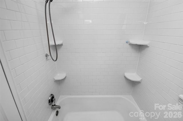 219 Wakefield Drive, Charlotte, NC 28209