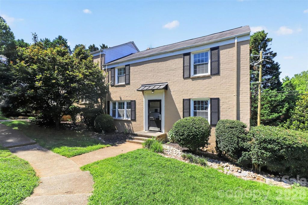 219 Wakefield Drive, Charlotte, NC 28209