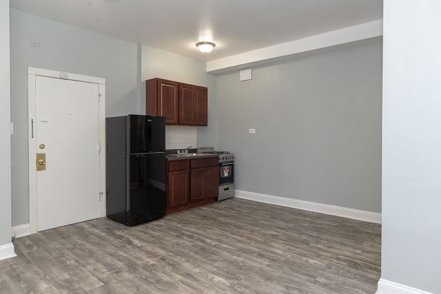 4735 N Beacon Street 108, Chicago, IL 60640