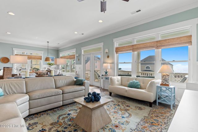 5207 N Ocean Boulevard, North Myrtle Beach, SC 29582