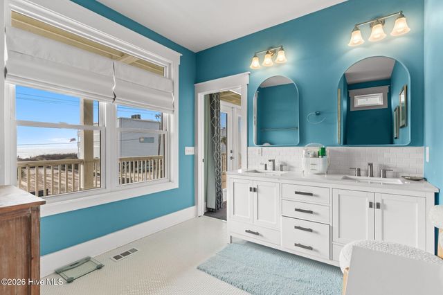 5207 N Ocean Boulevard, North Myrtle Beach, SC 29582