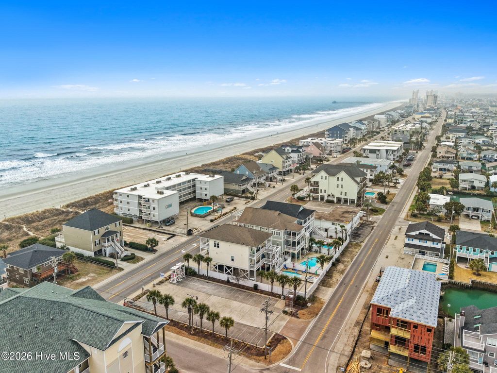 Image 10 of property listing at 5207 N Ocean Boulevard, North Myrtle Beach, SC 29582