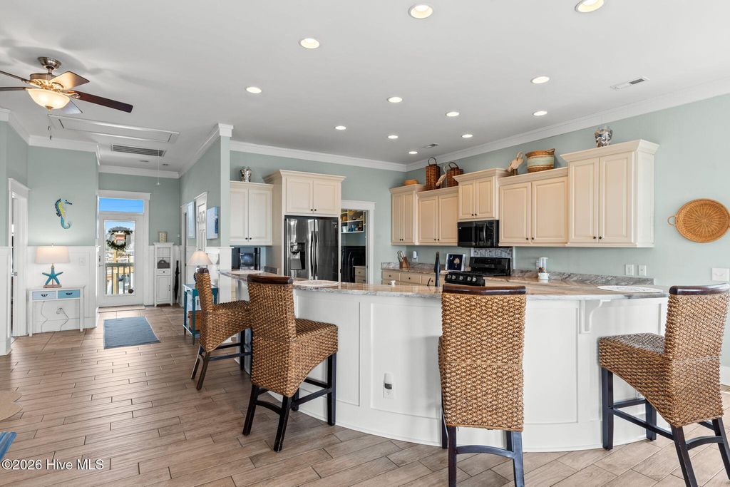 Image 23 of property listing at 5207 N Ocean Boulevard, North Myrtle Beach, SC 29582