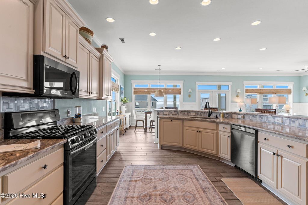 Image 26 of property listing at 5207 N Ocean Boulevard, North Myrtle Beach, SC 29582