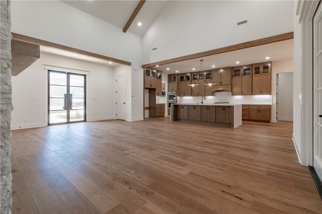 2531 N Oakland Zion Road, Fayetteville, AR 72703