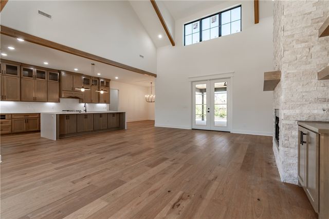 2531 N Oakland Zion Road, Fayetteville, AR 72703