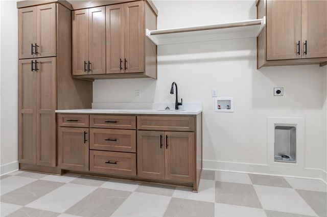 2531 N Oakland Zion Road, Fayetteville, AR 72703