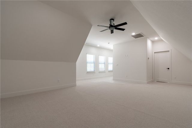 2531 N Oakland Zion Road, Fayetteville, AR 72703