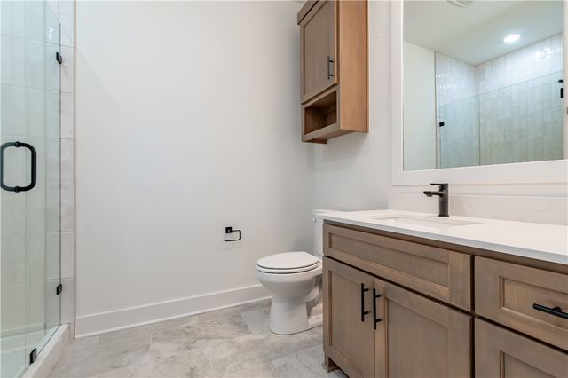 2531 N Oakland Zion Road, Fayetteville, AR 72703