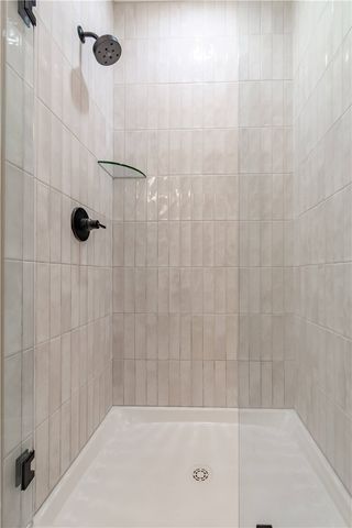 2531 N Oakland Zion Road, Fayetteville, AR 72703