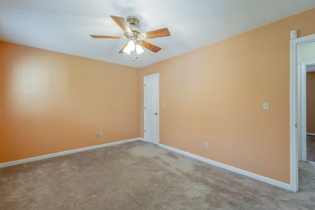 8504 Horseshoe Bend Lane, Ooltewah, TN 37363