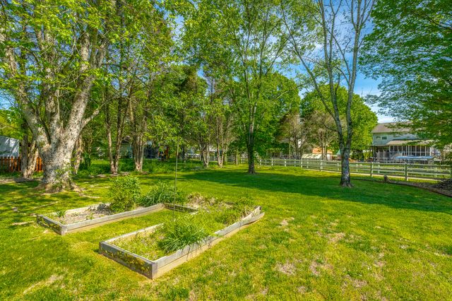 8504 Horseshoe Bend Lane, Ooltewah, TN 37363