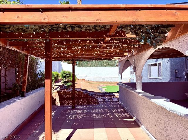 3111 Blossom Glen Drive, Henderson, NV 89014