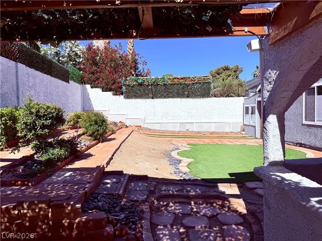 3111 Blossom Glen Drive, Henderson, NV 89014