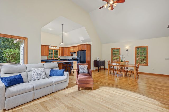 44 Fairway Drive, East Dennis, MA 02641