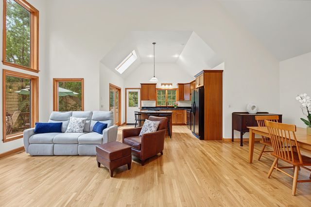 44 Fairway Drive, East Dennis, MA 02641