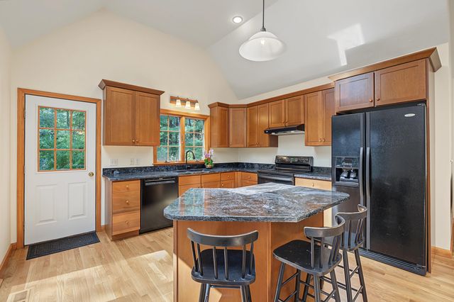 44 Fairway Drive, East Dennis, MA 02641