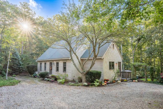 44 Fairway Drive, East Dennis, MA 02641