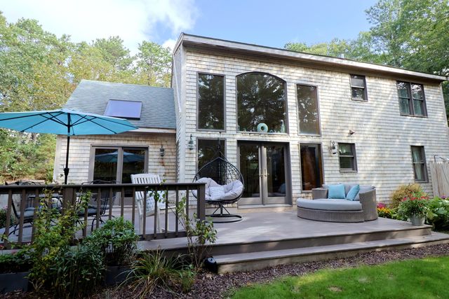 44 Fairway Drive, East Dennis, MA 02641