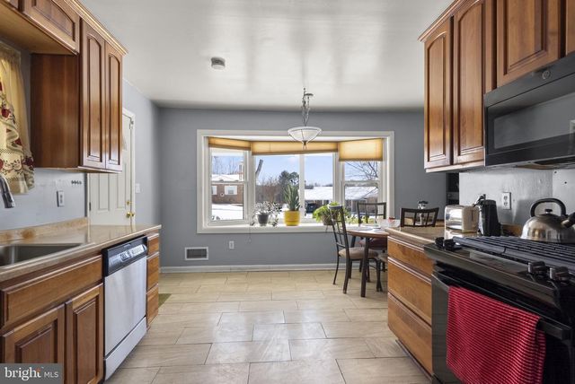 1408 CHILTON DR, Silver Spring, MD 20904