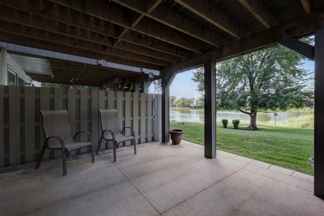 1216 APPALOOSA Way, Bartlett, IL 60103
