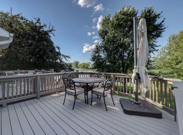 1216 APPALOOSA Way, Bartlett, IL 60103