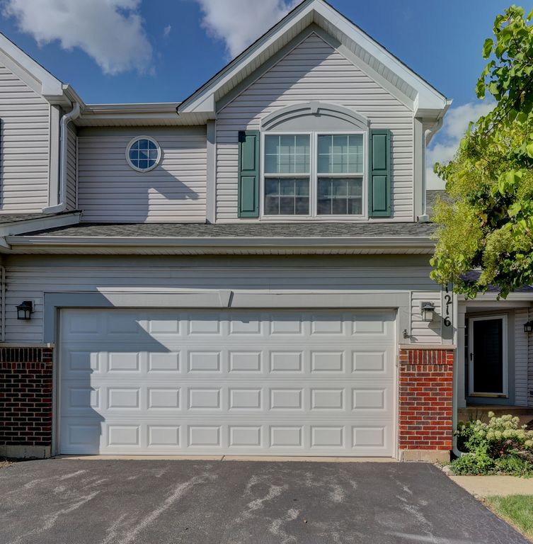1216 APPALOOSA Way, Bartlett, IL 60103