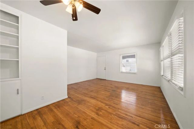 1136 Linden Avenue, Long Beach, CA 90813