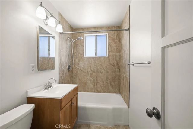 1136 Linden Avenue, Long Beach, CA 90813
