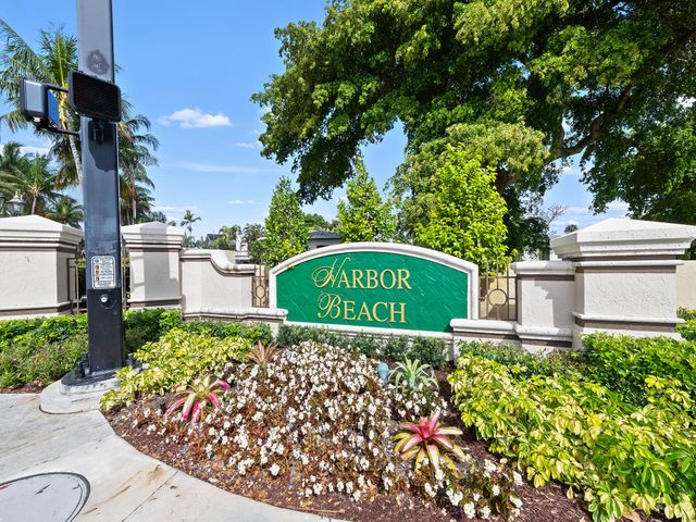 2681 Harbor Beach Parkway, Fort Lauderdale, FL 33316