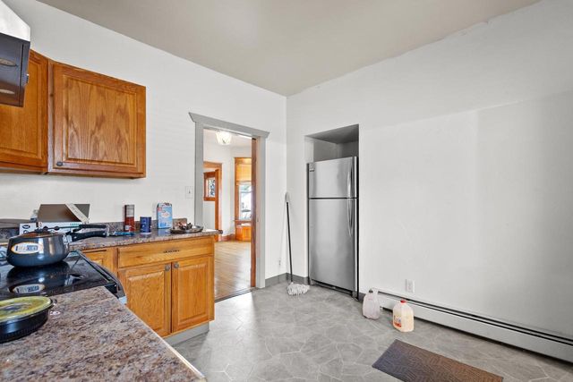 621 N HURON STREET, De Pere, WI 54115