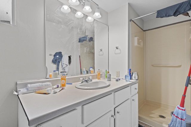 621 N HURON STREET, De Pere, WI 54115