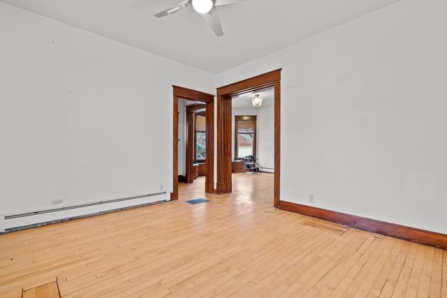 621 N HURON STREET, De Pere, WI 54115