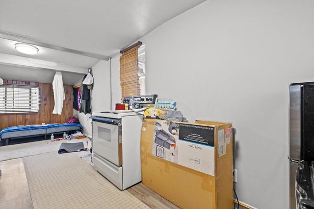 621 N HURON STREET, De Pere, WI 54115