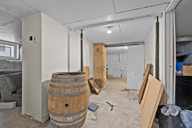 621 N HURON STREET, De Pere, WI 54115