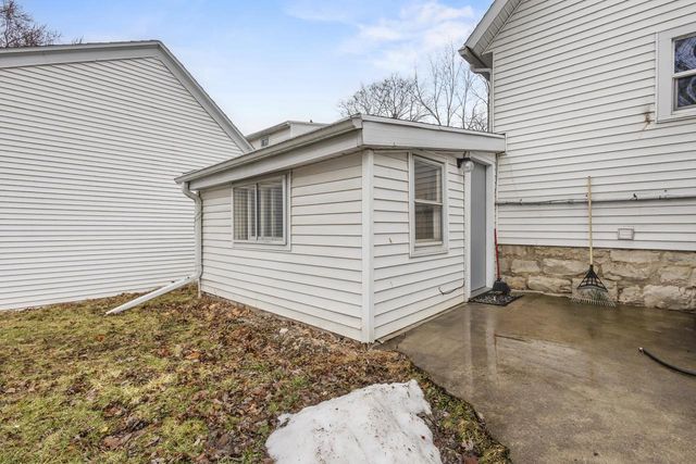 621 N HURON STREET, De Pere, WI 54115