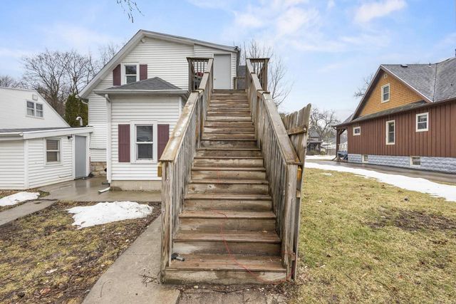 621 N HURON STREET, De Pere, WI 54115