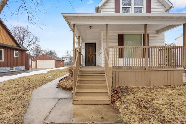 621 N HURON STREET, De Pere, WI 54115