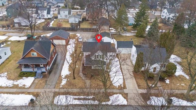 621 N HURON STREET, De Pere, WI 54115
